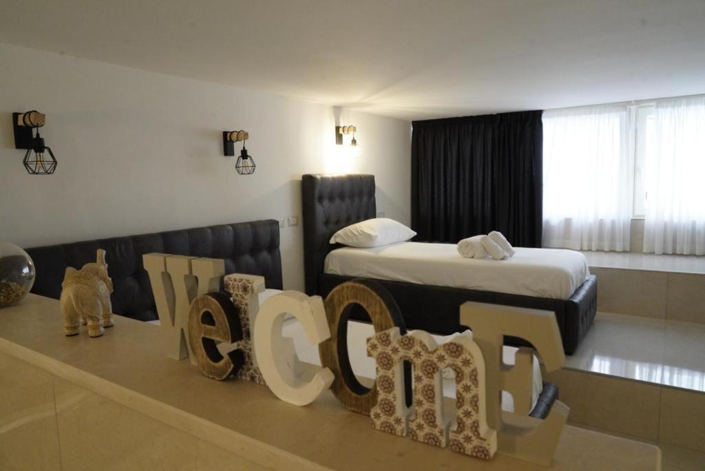 Na-Poli Casa Vacanze โปลีญาโนอามาเร ภายนอก รูปภาพ